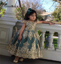 Load image into Gallery viewer, Cute New Customized Baby Girls Birthday Dresses Lace Beaded Short Sleeves O Neck Little Princess Dress Christmas Gown with Bow