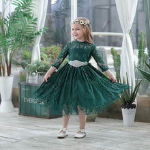 Load image into Gallery viewer, Wholesale Lace Dress for Girls 3/4 Sleeve Princess Dress With Rhinestones Belt Christmas Party Dress Children Clothing E1952