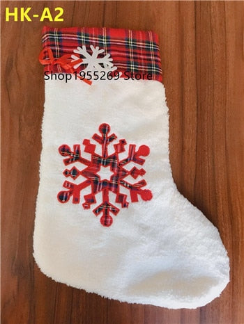 2018 Christmas Decoration Wholesale 30pcs/lot Xmas Stocking Pet Dog Plaid Paw Stocking Christmas Stocking Socks