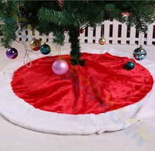 Load image into Gallery viewer, 64pcs Flannel FUR CURPET Shag Carpet home bar market mall Christmas tree skirt apron Christmas Decoration party Supplies
